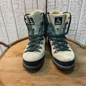 Swiss RAICHLE hiking mountaineering boots marked 6.5 M - 7.5 -8 women's